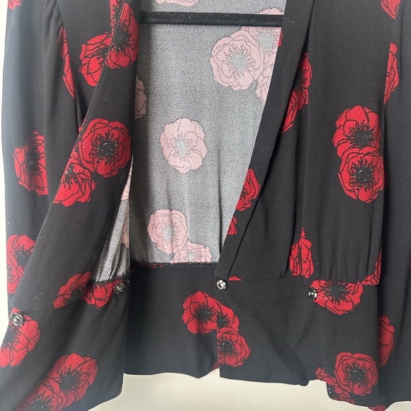 Rouje Elisa Floral Wrap Top Size 2 (34) - Picture 5 of 8